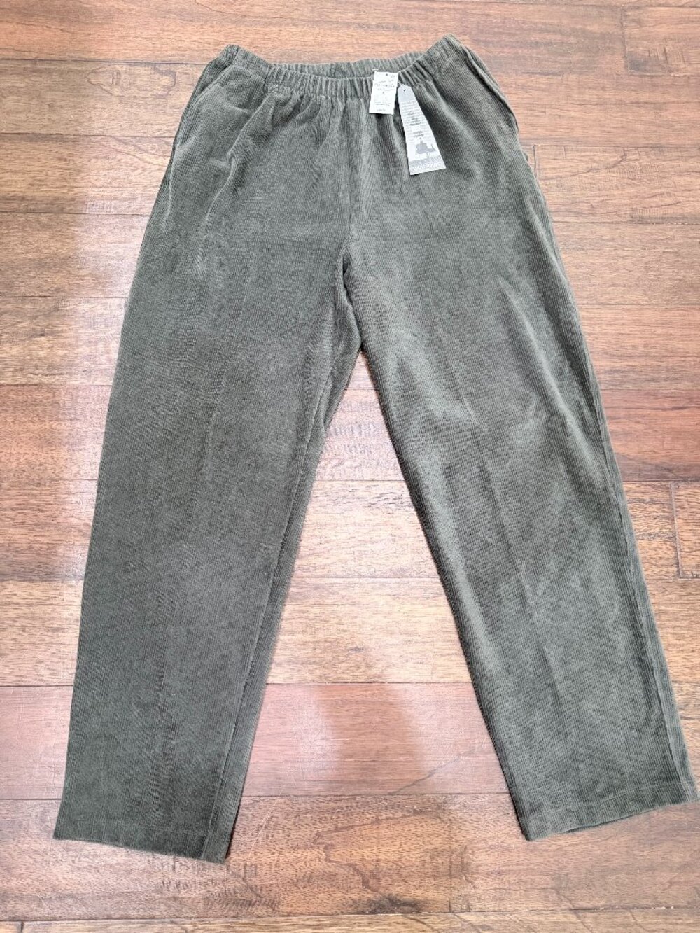 NWT Lands’ End Lighthouse Corduroy Pull-On Pants Large 14-16 Dark Olive Grey